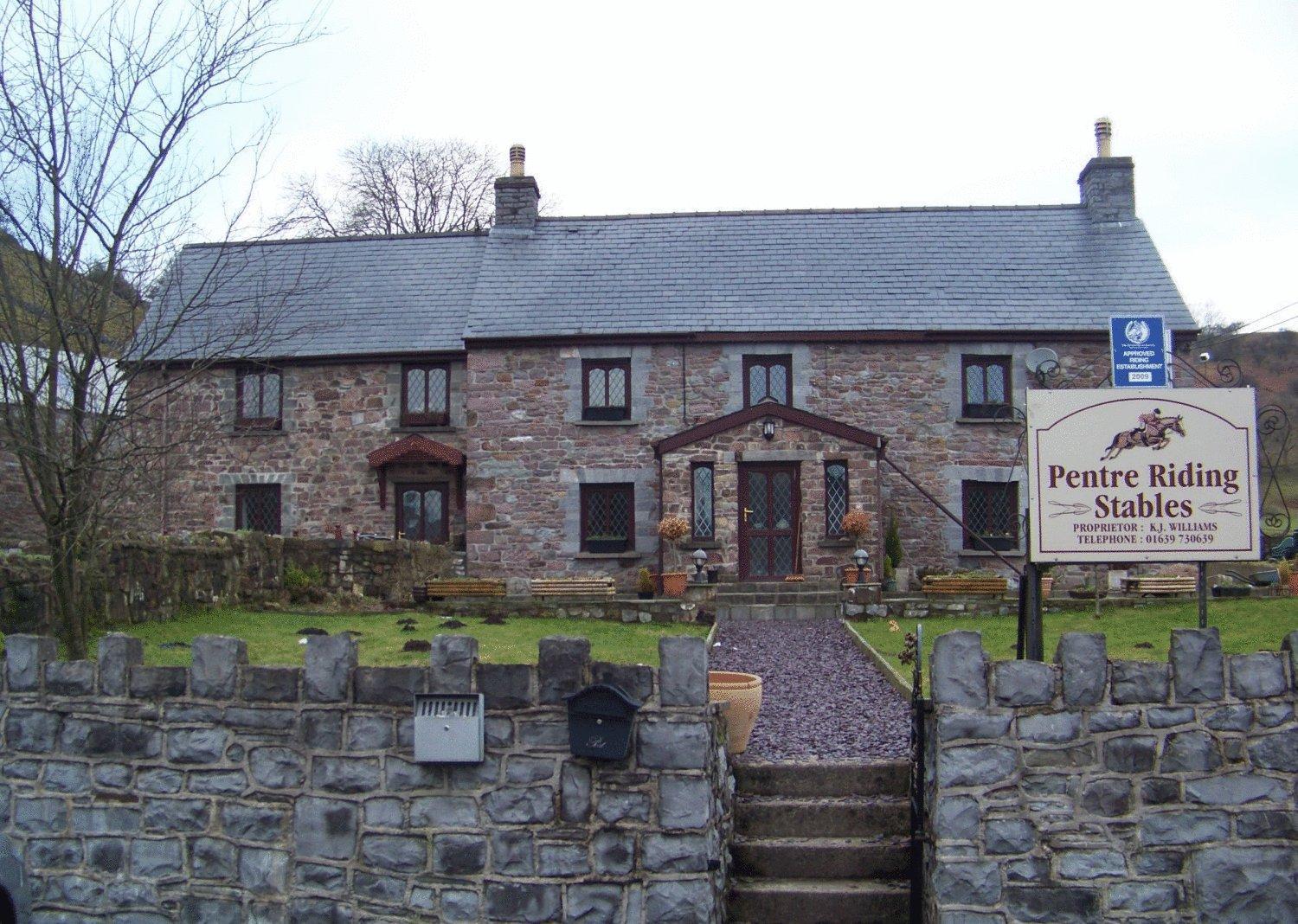 Pentre Riding Stables Hotel Abercraf Bagian luar foto